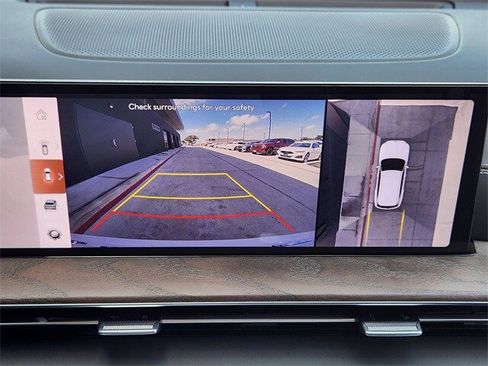 Used 2025 Genesis GV80 2.5T Prestige image 14