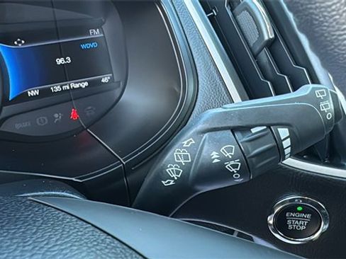 Certified 2023 Ford Edge SEL w/ Convenience Package image 19