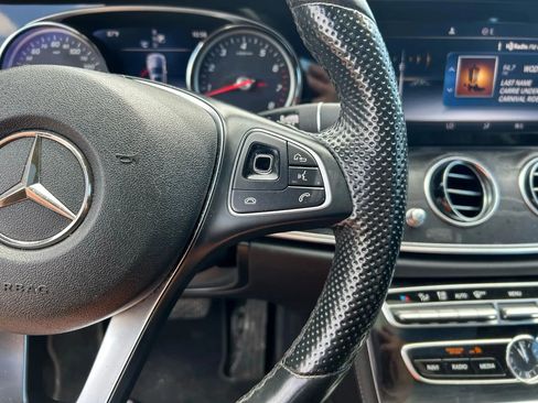 Used 2017 Mercedes-Benz E 300 image 15
