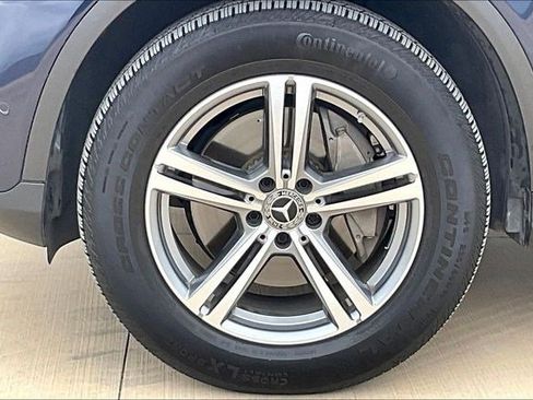 Used 2022 Mercedes-Benz GLC 300 4MATIC image 9