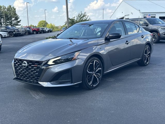 Used 2024 Nissan Altima 2.5 SR FWD image 4