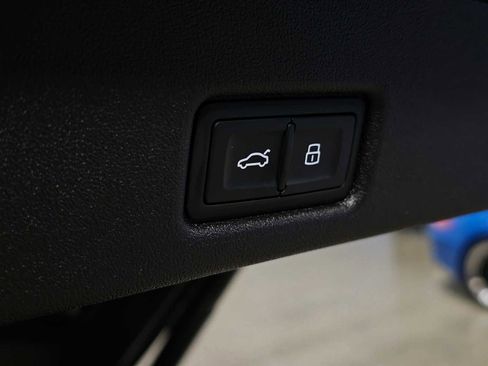 New 2025 Audi Q5 Premium Plus image 17