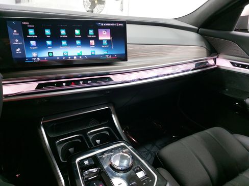 New 2025 BMW 760i xDrive w/ Executive Package AWD/4WD image 20