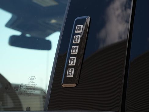 New 2026 Ford F350 Platinum w/ FX4 Off-Road Package AWD/4WD image 11