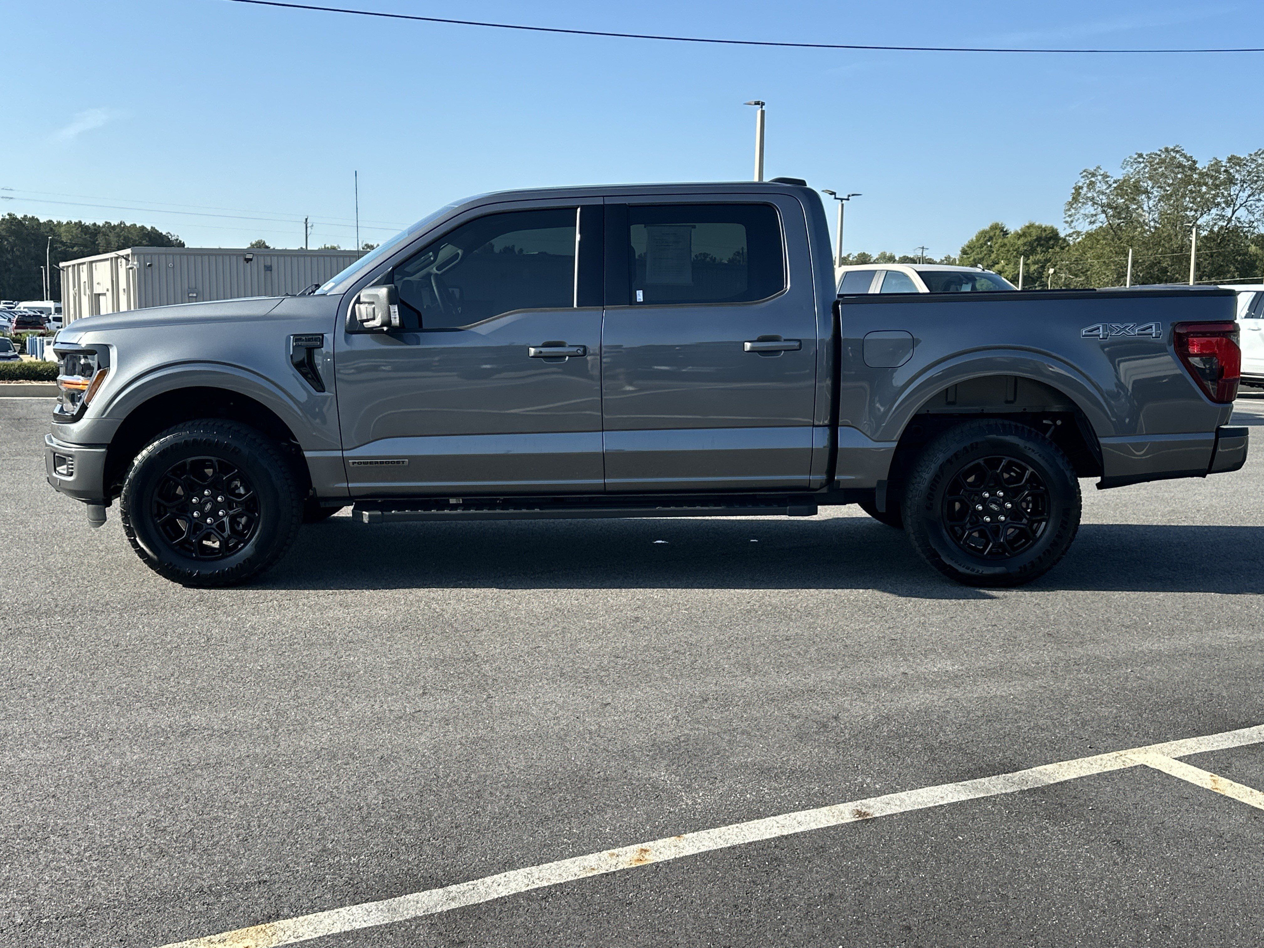 Used 2025 Ford F150 XLT w/ Equipment Group 302A MID AWD/4WD image 9