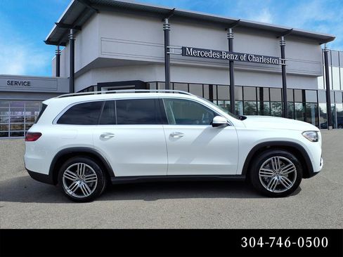 Used 2026 Mercedes-Benz GLS 450 4MATIC image 2