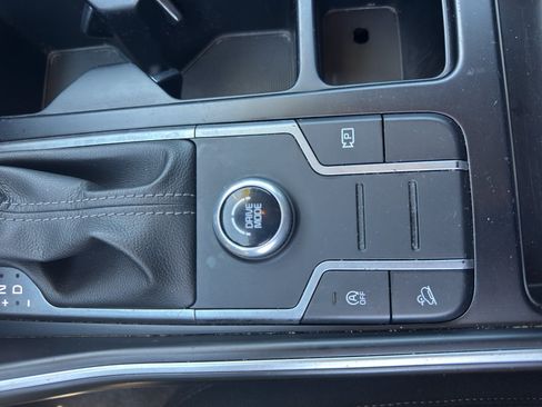 Used 2022 Kia Sorento LX FWD image 20