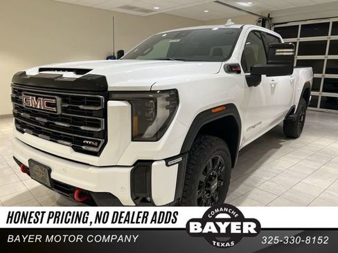 Used 2025 GMC Sierra 2500 AT4 image 1