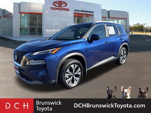 Used 2023 Nissan Rogue SV w/ SV Premium Package image 1