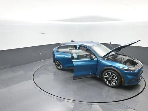 New 2026 Ford Mustang Mach-E Select AWD/4WD image 40