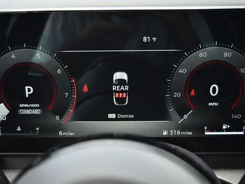 New 2025 Nissan Kicks SR image 12