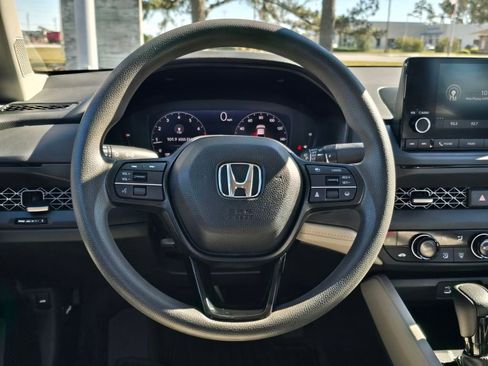 Used 2023 Honda Accord EX image 14