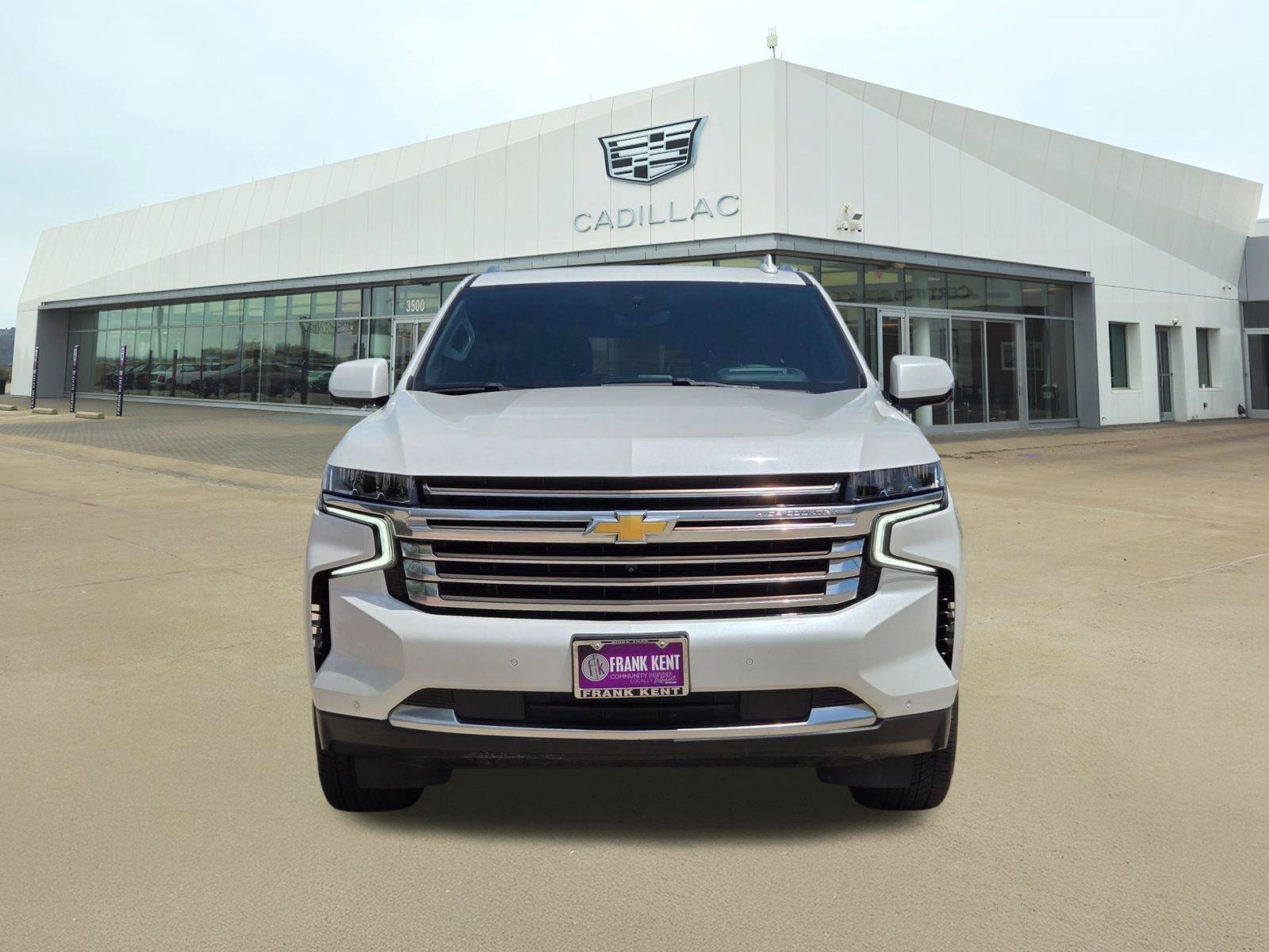 Used 2024 Chevrolet Suburban High Country w/ Max Trailering Package AWD/4WD image 2