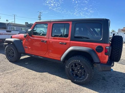 Used 2023 Jeep Wrangler Unlimited w/ Cold Weather Group AWD/4WD image 8