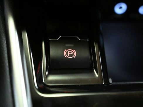 Certified 2025 Subaru Outback Limited w/ Popular Package #2 image 33