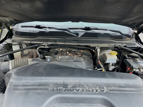 Used 2022 RAM 2500 Big Horn image 28