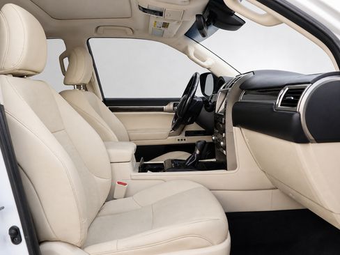 Used 2020 Lexus GX 460 Premium w/ Premium Package AWD/4WD image 24