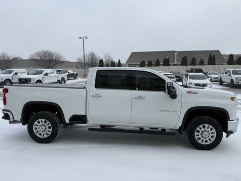 Used 2021 Chevrolet Silverado 2500 LTZ w/ Z71 Off-Road Package image 3