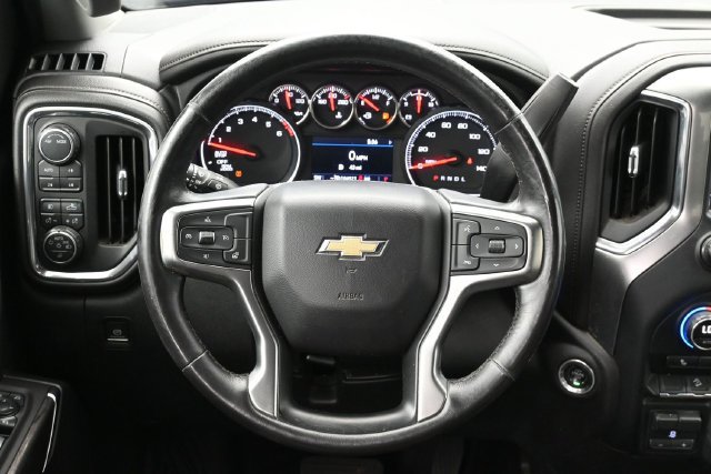 Used 2020 Chevrolet Silverado 1500 LTZ AWD/4WD image 22