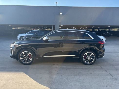 New 2025 Audi SQ5 Premium Plus image 9
