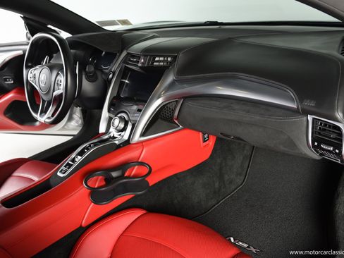 Used 2019 Acura NSX AWD/4WD image 26