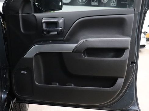 Used 2018 Chevrolet Silverado 1500 LT w/ Texas Edition image 29