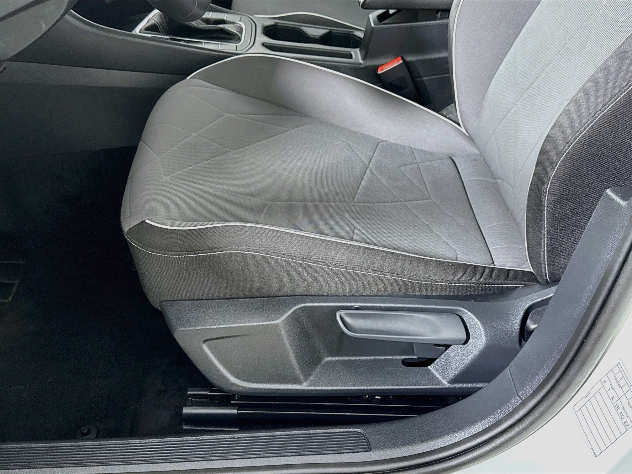 Used 2025 Volkswagen Jetta Sport FWD image 21