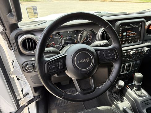 Used 2021 Jeep Wrangler Unlimited Sport AWD/4WD image 23