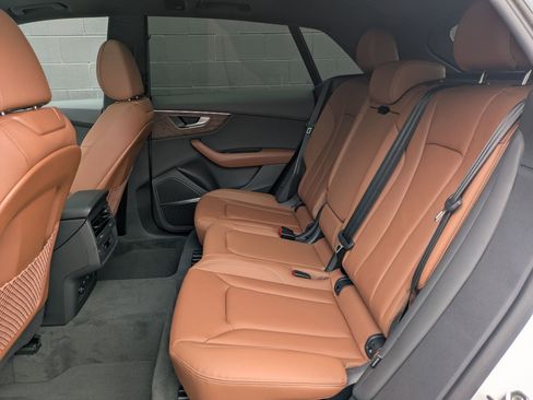 New 2026 Audi Q8 Premium image 15