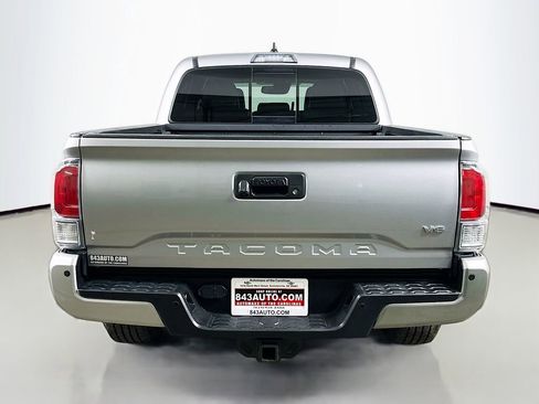 Used 2020 Toyota Tacoma TRD Sport w/ TRD Premium Sport Package image 6