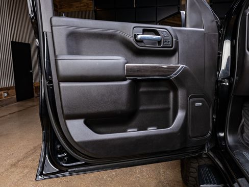 Used 2021 Chevrolet Silverado 1500 LTZ w/ Technology Package image 36