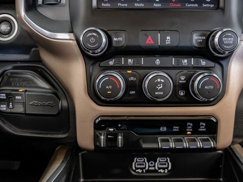 Used 2021 RAM 3500 Laramie image 27