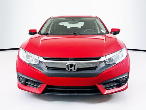 Used 2016 Honda Civic EX-T image 2
