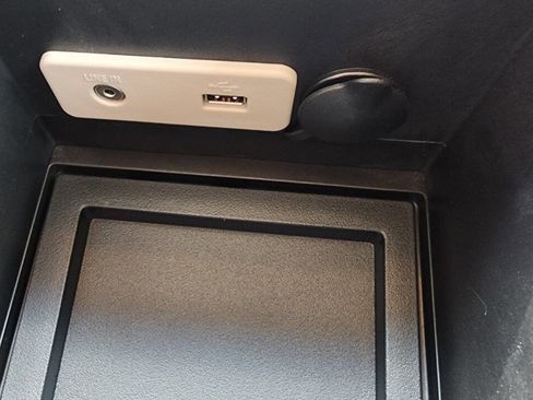 Used 2010 Ford Edge Limited image 23