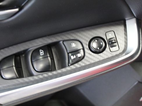 Used 2020 Nissan Sentra SR w/ Premium Package image 21