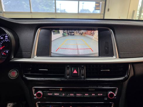 Used 2020 Kia Optima SX FWD image 33