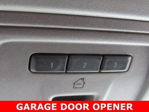 Used 2020 Chevrolet Silverado 1500 RST image 39