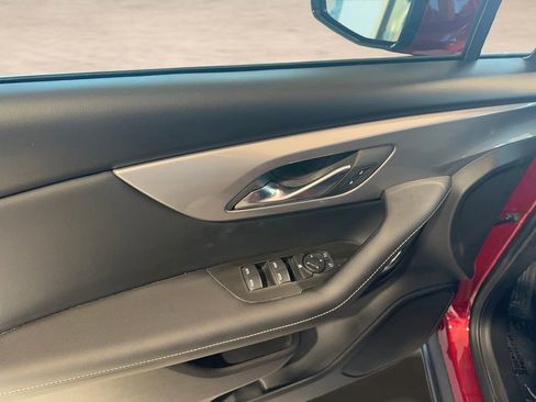 Used 2025 Chevrolet Blazer LT image 12