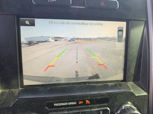 Used 2015 Ford F150 XLT w/ Equipment Group 302A Luxury image 7