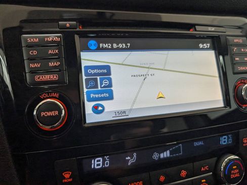 Used 2015 Nissan Rogue S AWD/4WD image 11