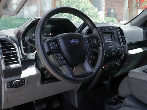 Used 2017 Ford F150 XLT image 18