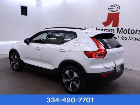 New 2025 Volvo XC40 B5 Plus w/ Protection Package Premier image 9