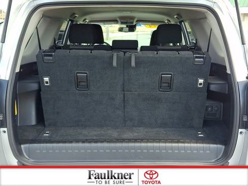 Certified 2024 Toyota 4Runner SR5 AWD/4WD image 29