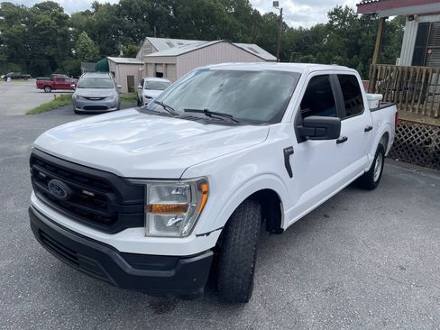 Used 2021 Ford F150 XL w/ Trailer Tow Package RWD image 3