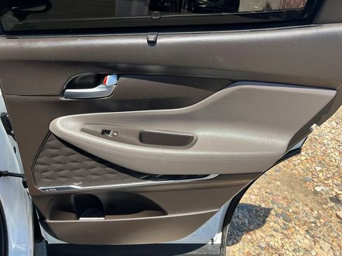 Used 2019 Hyundai Santa Fe SEL FWD image 25