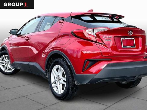 Certified 2020 Toyota C-HR LE image 10