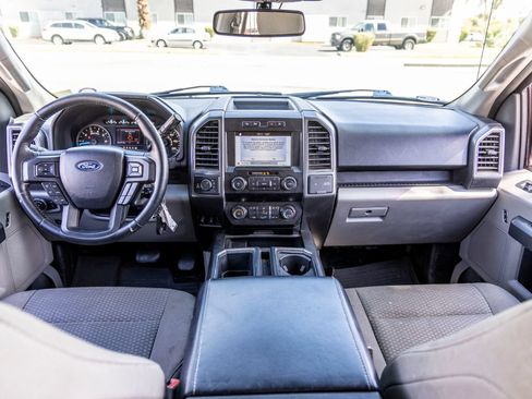 Used 2019 Ford F150 XLT w/ Equipment Group 302A Luxury AWD/4WD image 18