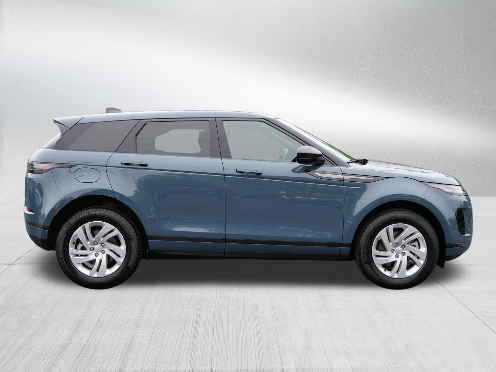 Used 2026 Land Rover Range Rover Evoque S AWD/4WD image 6