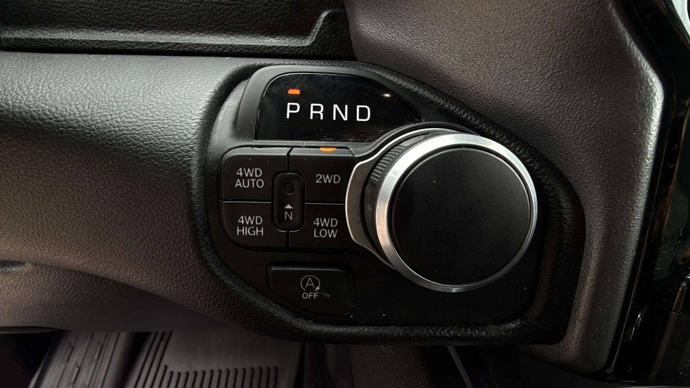 Used 2025 RAM 1500 Big Horn AWD/4WD image 12