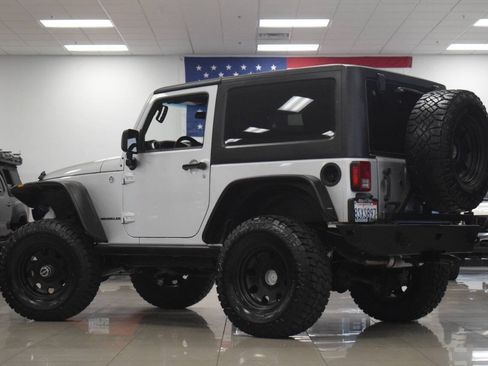 Used 2011 Jeep Wrangler Rubicon w/ Trailer Tow Group AWD/4WD image 24